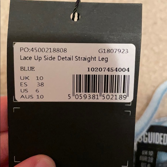 SOLD Missguided jeans - Picture 5 of 8